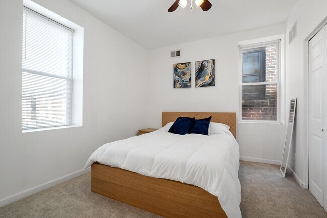 Building Photo - 2 Story Home in Botanical Heights (Optiona...