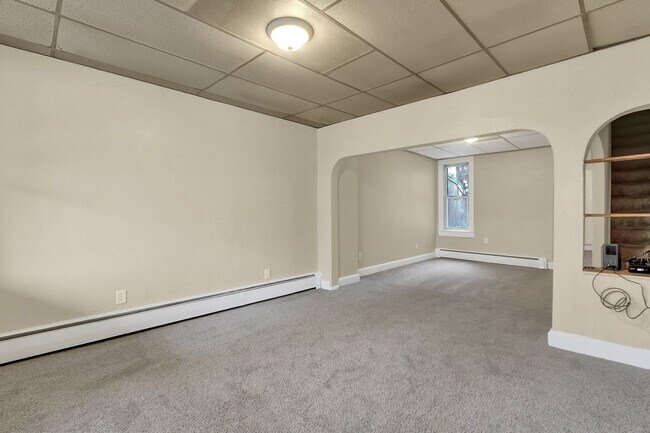 Building Photo - Coming Soon! Spacious 4 Bedroom, 1 Bath Home in North York!