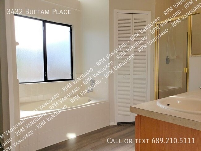 Building Photo - 3432 Buffam Pl