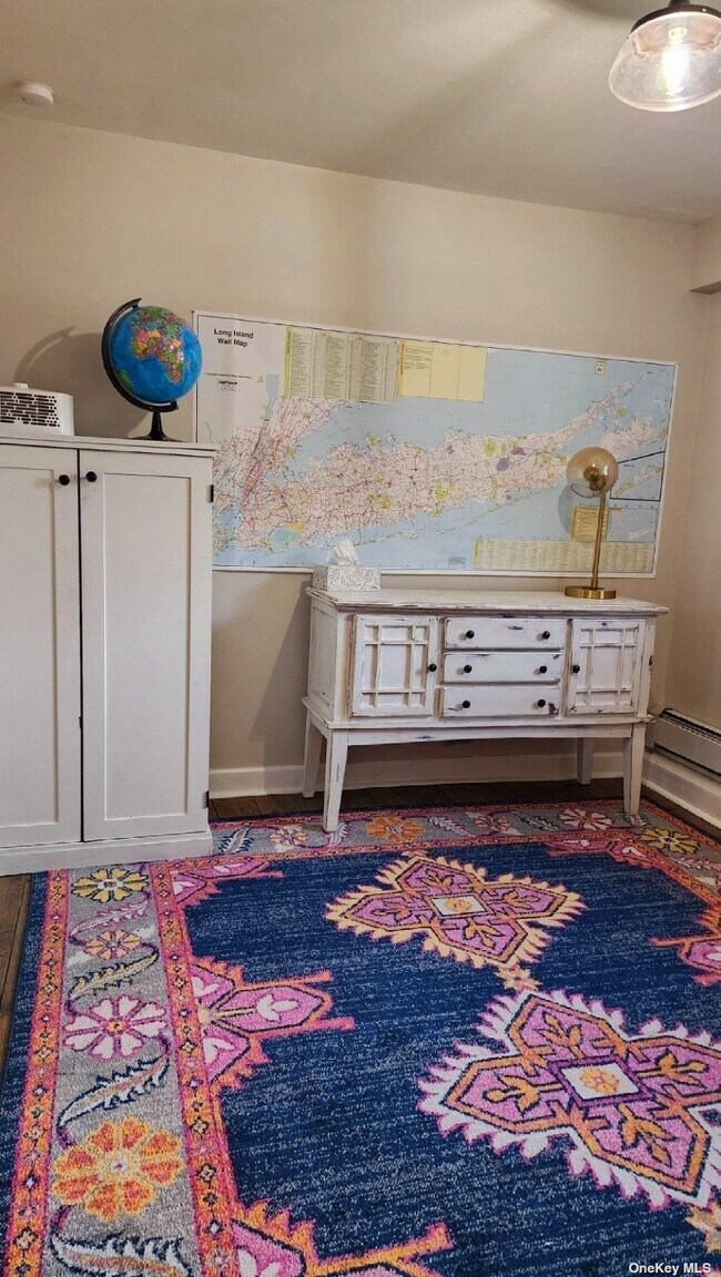 Building Photo - 350 Linden St