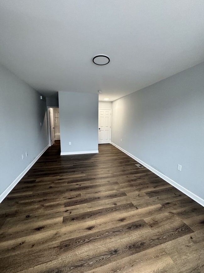 Building Photo - Spacious Rental Property in Baltimore!!