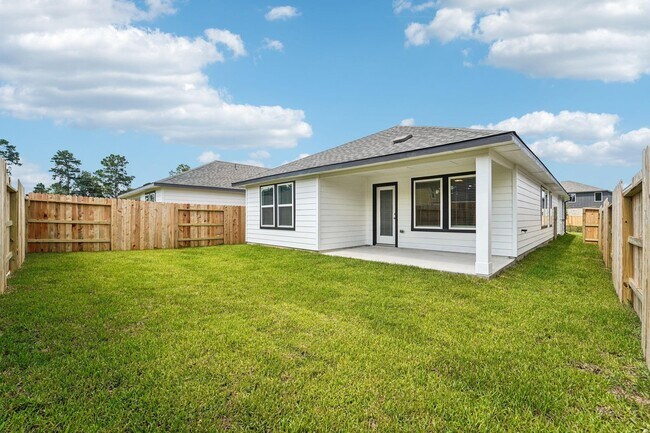 Building Photo - 16691 Sterling Clf St