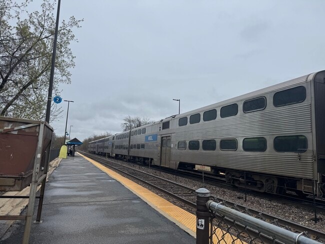 Building Photo - 1746 W Estes Ave