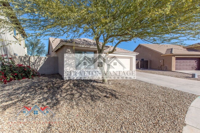 Building Photo - 11754 W Belmont Dr