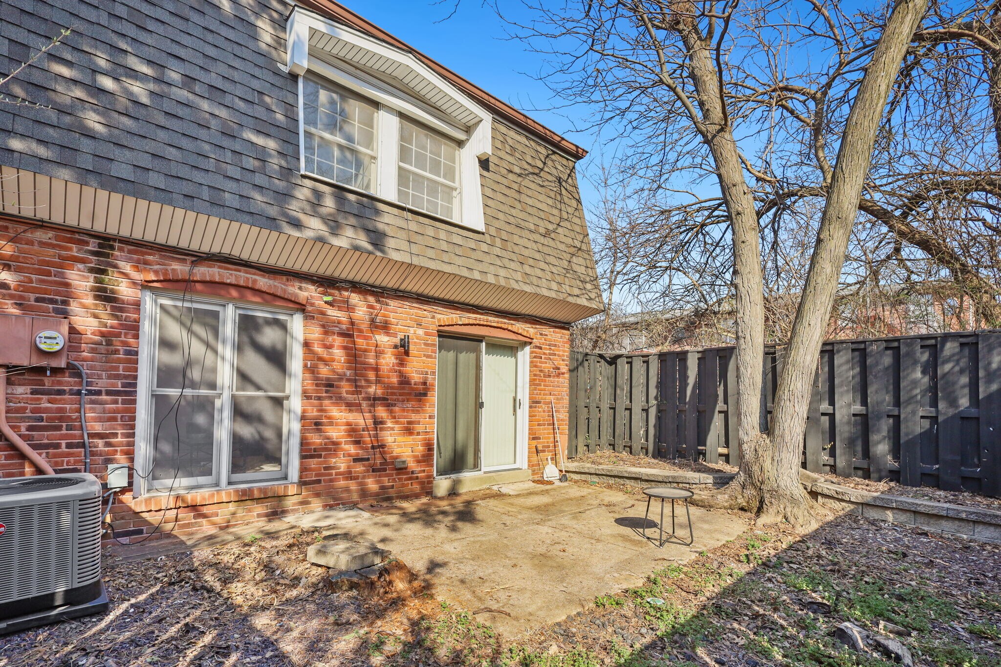 Building Photo - 10411 Corbeil Dr