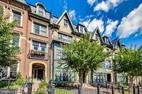 Building Photo - 10821 Symphony Park Dr