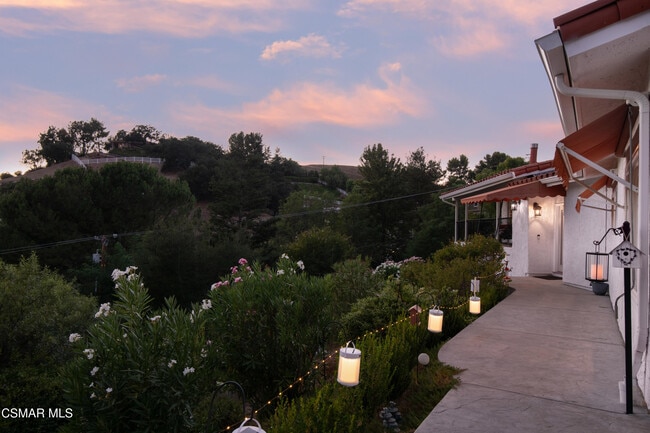 Building Photo - 28329 Foothill Dr