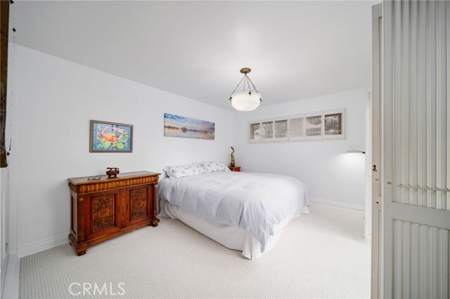 Building Photo - 52 Balboa Coves