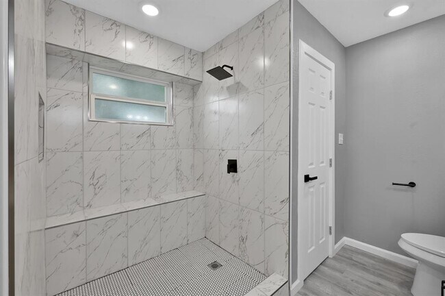 Building Photo - 22603 Pebworth Pl