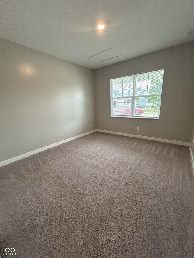 Building Photo - 1269 Bristol Pl