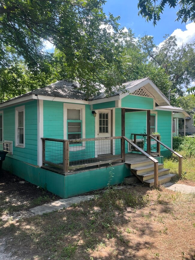 Building Photo - 1019 Martin Luther King Dr
