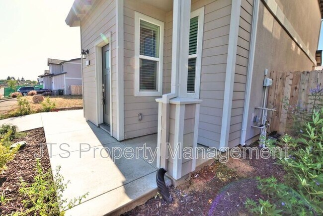Building Photo - 47 Brookbay Way