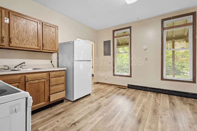 Building Photo - 508 New York St