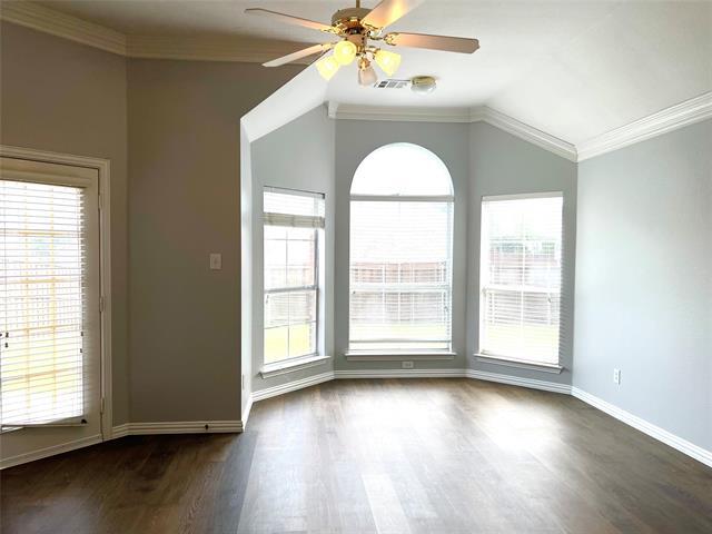 Building Photo - 1305 Granger Dr