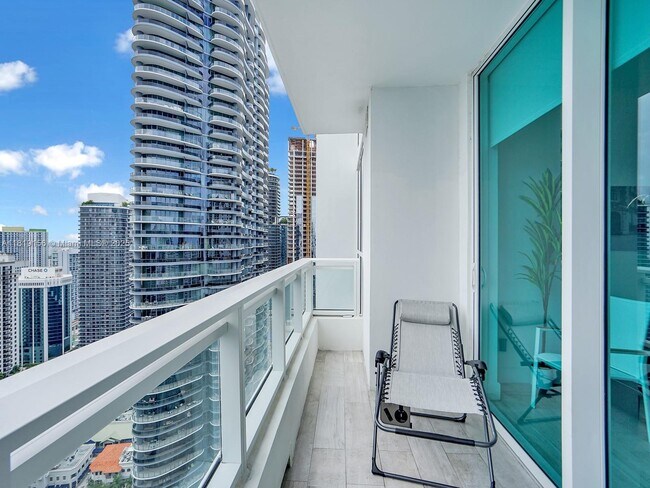 Building Photo - 1080 Brickell Ave