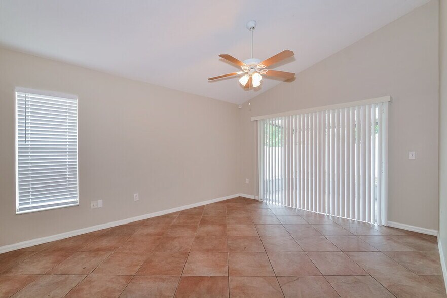 Building Photo - 10710 Wildlife Pl