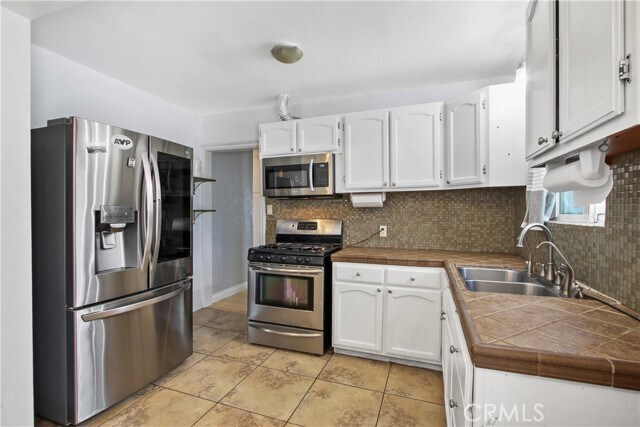 Building Photo - 11143 Ruthelen St