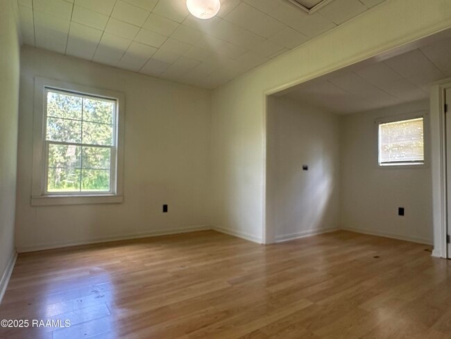 Building Photo - 1033 Erika Ln