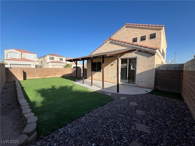 Building Photo - 2697 Hillgrass Rd