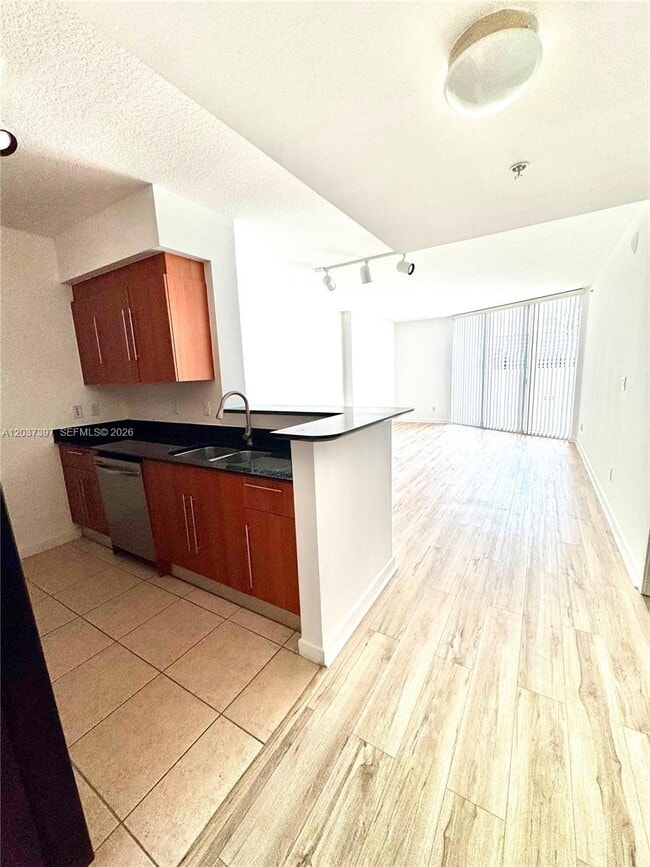 Building Photo - 325 S Biscayne Blvd