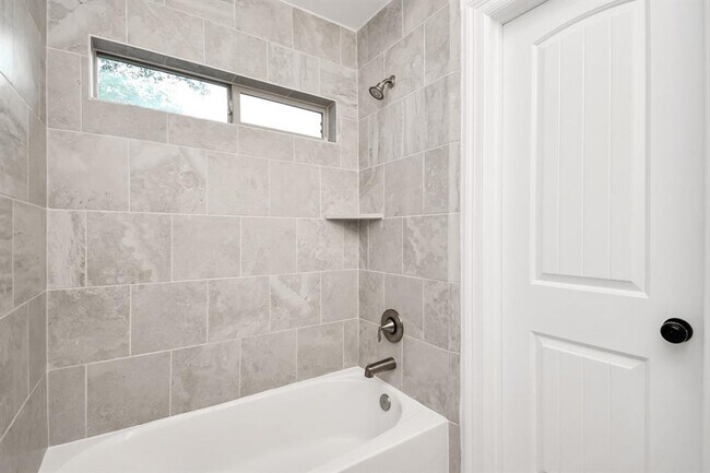 Building Photo - 1411 Upland Arbor Dr