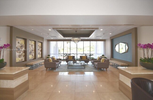 Building Photo - 3701 N Country Club Dr