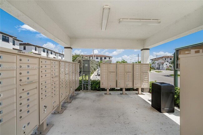 Building Photo - 15500 SW 136th St