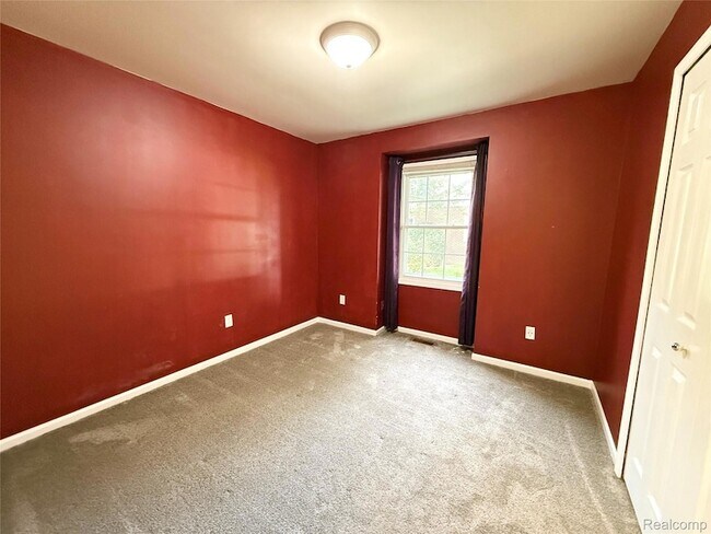 Building Photo - 24706 Bashian Dr