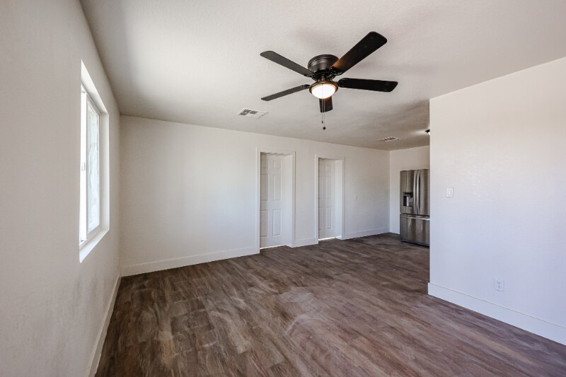 Building Photo - 4446 S 36th Ave