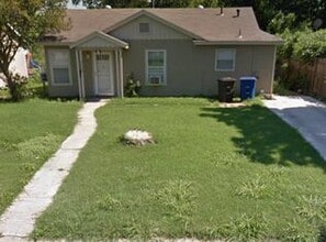 Building Photo - 326 Marquette Dr