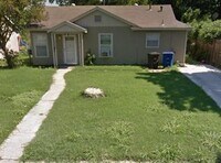 Building Photo - 326 Marquette Dr