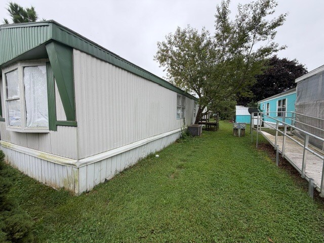 Building Photo - 31596 Dogwood Ct