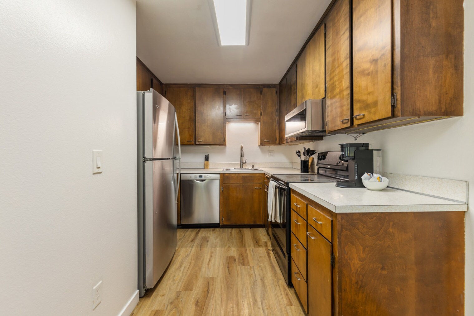 Building Photo - 15706 Ash Way