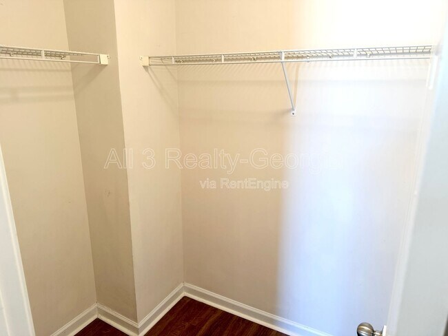 Building Photo - 1980 Sawgrass Dr