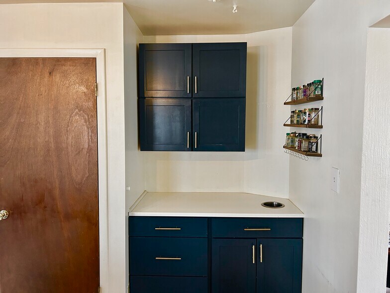 Building Photo - 4751 S Delaware St