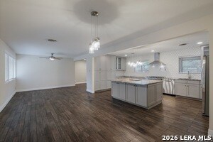 Building Photo - 734 Susie Ct