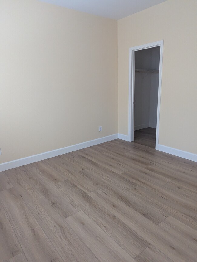 Bed Room - 2461 Coloma Ln