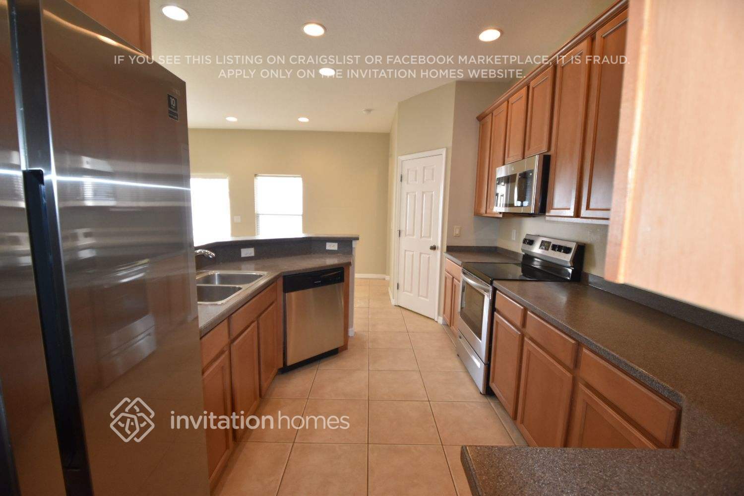 Building Photo - 1815 Mira Lago Cir