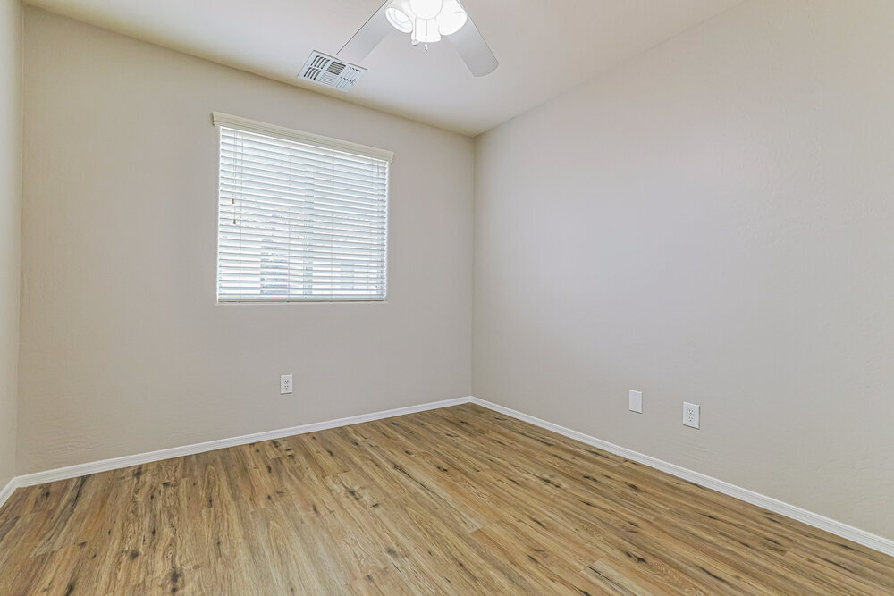 Building Photo - 1644 S Chatsworth
