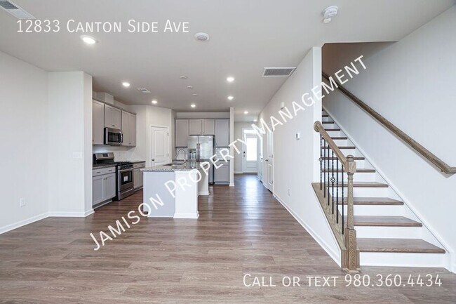 Building Photo - 12833 Canton Side Ave