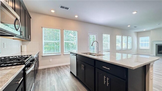 Building Photo - 30 Bur Oak Blvd