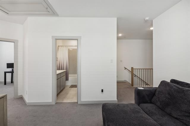 Building Photo - 615 Arapaho Dr