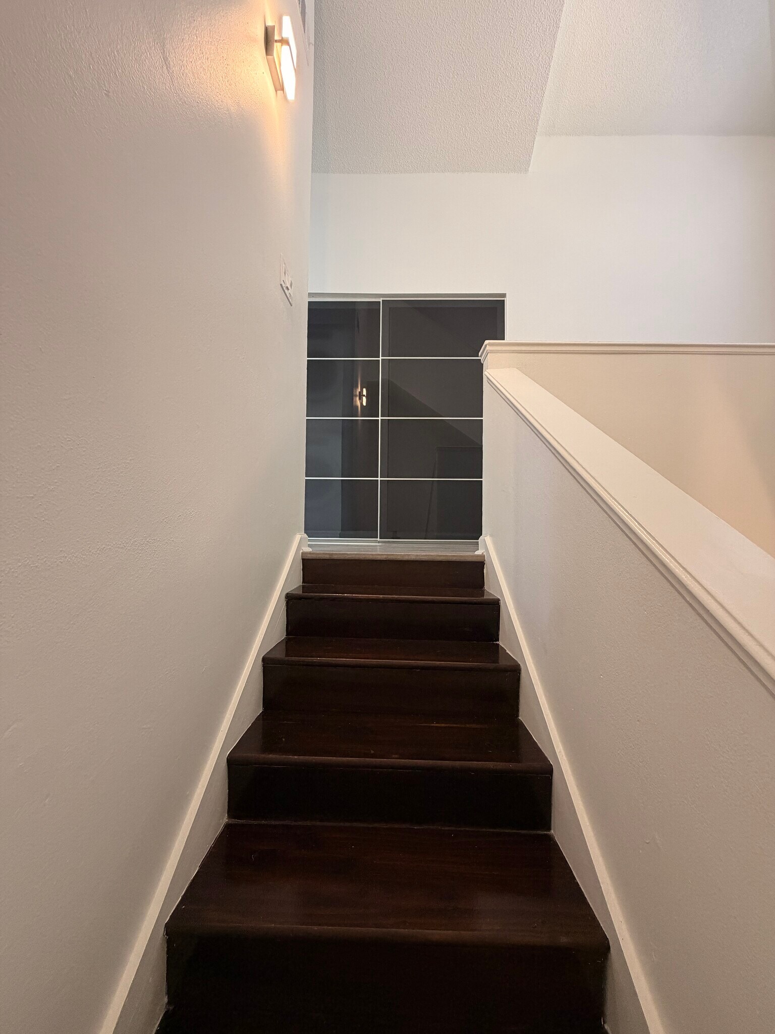 Building Photo - 6028 Westgate Dr