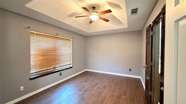 Building Photo - 6841 Ashbury Dr