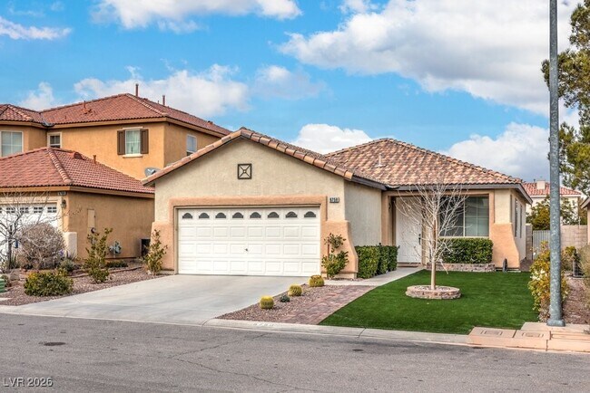 Building Photo - 9758 Vista Crest Ave