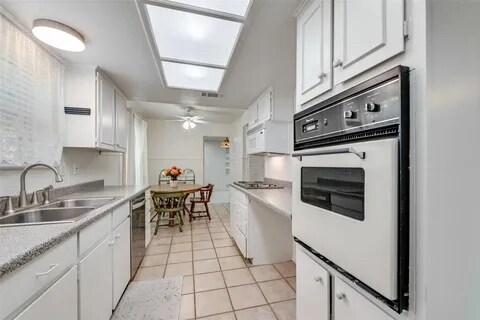 Building Photo - 1215 Annapolis Dr