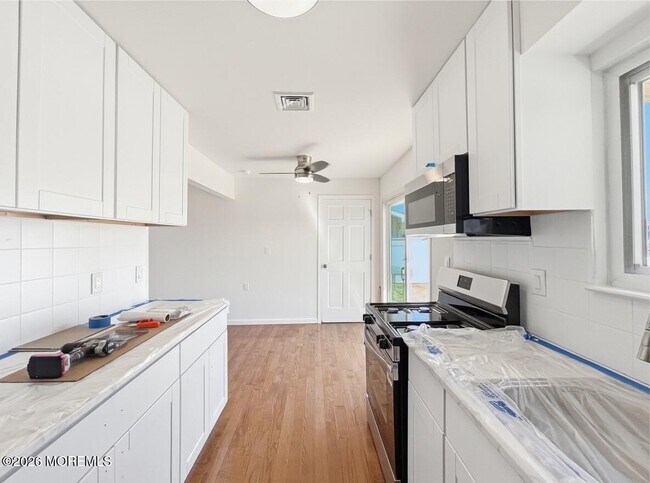 Building Photo - 1813 Capstan Dr