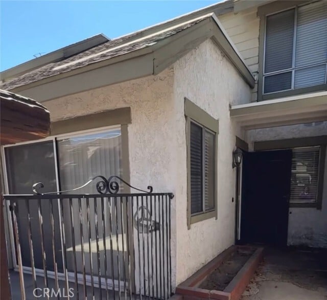 Primary Photo - 2355 S Greenwood Pl
