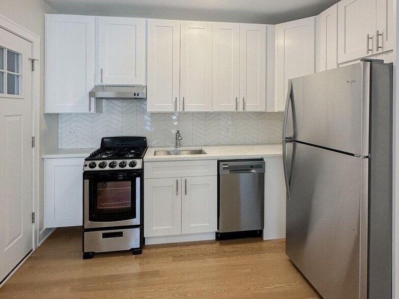 Building Photo - 632 W Arlington Pl
