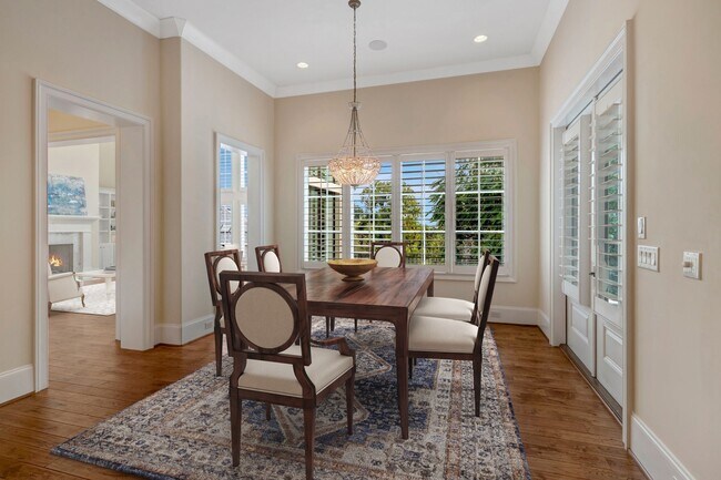 Building Photo - 5014 Mountview Pl